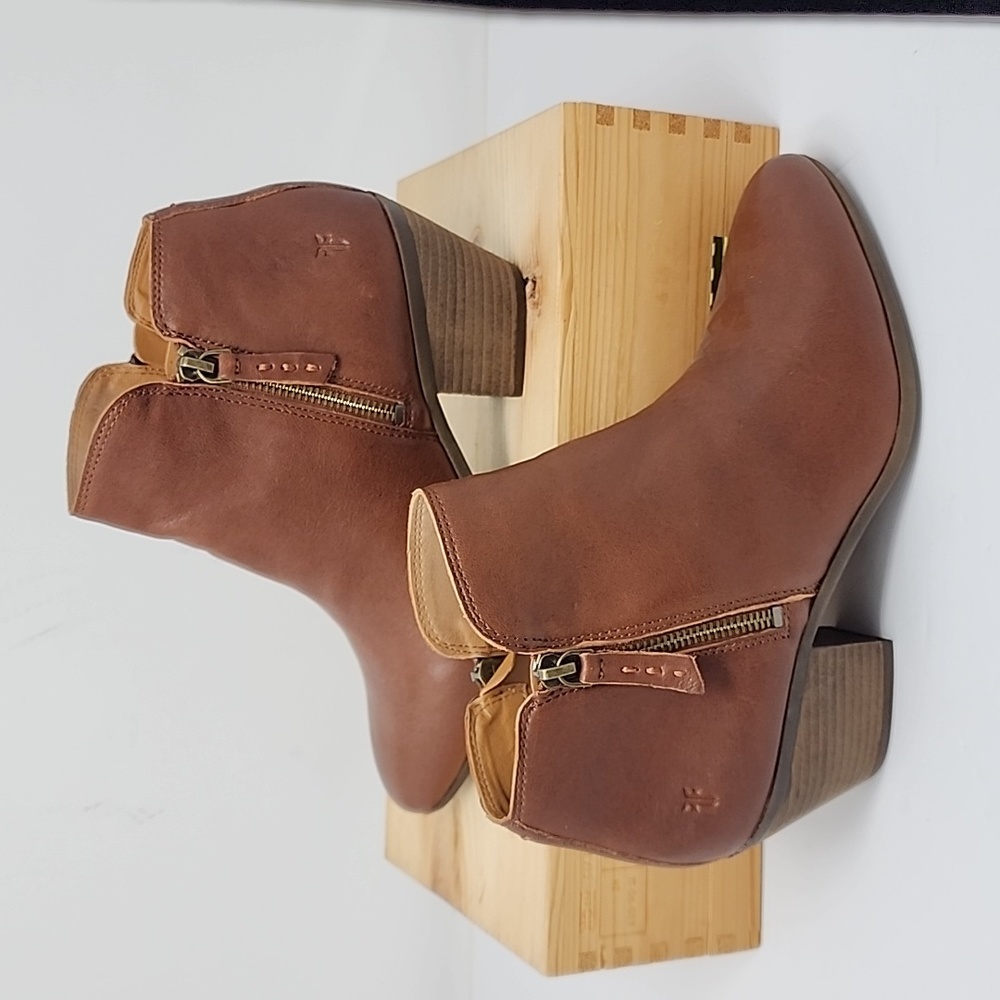 Frye Leather Ankle Boots 8.5